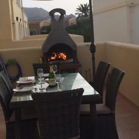 39 El Sultan, Calle El Roque Apartment *